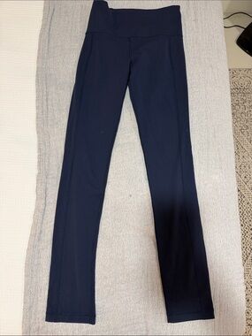 Lululemon Navy Mid Rise Leggings